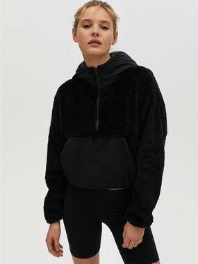 TNA Aritzia Keaton Hoodie Jacket Half Zip